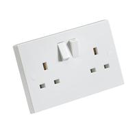 Knightsbridge SN9000 2G DP Presa con interruttore, 13 A