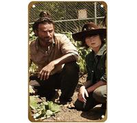 KNIOIL Andrew Lincoln, Tv Show, The Walking Dead, Rick Grimes, Carl Grimes, Chandler Riggs Poster Vintage Metal Tin Sign Logo Family Club Bar Cafe Camera da Letto Decorazione da Parete Regalo 20,3 x