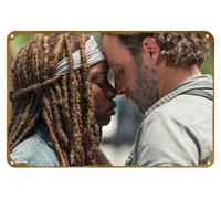 KNIOIL Andrew Lincoln, Tv Show, The Walking Dead, Rick Grimes, Michonne (The Walking Dead), Danai Gurira, poster classico vintage in metallo, decorazione artistica da parete, idea regalo, 20,3 x 30,5
