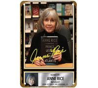 KNIOIL Anne Rice M184 - Autori - Foto autografata poster vintage metallo targa logo Family Club Bar Cafe camera da letto Decorazione artistica da parete regalo 20,3 x 30,5 cm