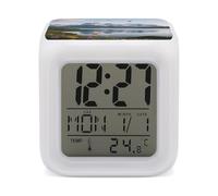 KOAYUBFC Sveglia digitale a LED con 7 colori cangianti con calendario snooze, visualizzazione della temperatura, montagne e laghi innevati, sveglia orologio a batteria, lampada da comodino luce
