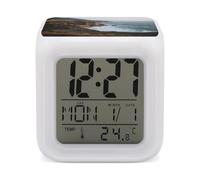 KOAYUBFC Sveglia digitale a LED con 7 colori cangianti con calendario snooze visualizzazione della temperatura percorso 1 scogliere costiere sveglia orologio a batteria lampada da comodino luce