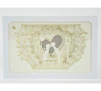 Kögler - Scatola luminosa 3D con motivo Rendezvous, cornice bianca, circa 21,5 x 14,5 x 7 cm, effetto tridimensionale grazie a molti strati di carta filigranata, un tocco suggestivo, colorato.