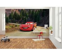 Komar Carta da parati fotografica in tessuto non tessuto, motivo: Disney and Pixar Cars Every Road has a story - Dimensioni 400 x 250 cm - Carta da parati per bambini