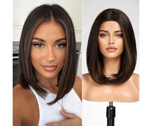 KOME Parrucca da donna con capelli corti, colore castano scuro, capelli lisci e lunghi sulle spalle, parrucca sintetica resistente al calore, per uso quotidiano.
