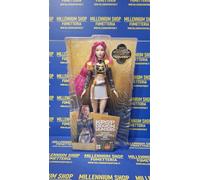 Mattel KPop Demon Hunters - Mira di HUNTR/X, bambola che canta "Golden" e indossa l'iconico outfit della canzone, 5 articolazioni snodabili e look ispirato al film, JRN41