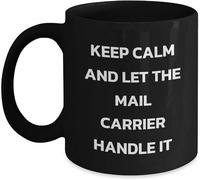 KWQDOZF Tazza da caffè Mantieni la calma e lascia che se ne occupi il postino, novità, tazze da caffè, tazza in ceramica stampata su entrambi i lati per tè e latte con manico, 11 once