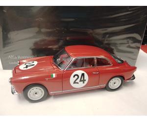 Kyosho Alfa Romeo Giulietta Sprint Veloce #24 Targa Florio 1958 1/18 08957B