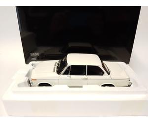 Kyosho BMW 2002 tii white 1972 1/18 08543W