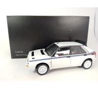Kyosho Lancia Delta HF Integrale 5 Martini line 1/18 08344B