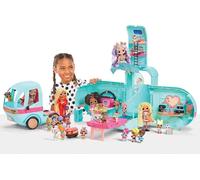 L.O.L. Surprise! OMG Glam N' Go Camper Set da gioco con oltre 50 sorprese e gioco a 360°, arredato con piscina, scivolo d'acqua, letti a castello, vanity, barbecue, cabina DJ e altro ancora - Età 4+