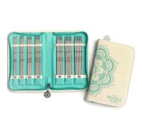 La collezione Mindful per lavorare a maglia a doppia punta con un set di cinque pezzi Grateful