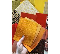 LA GARZARARA - Stock di 6 Ritagli di Pelle in Toni Giallo e Arancio - Misura 15x10 cm - Selezione Casuale per Artigianato Cucito e Creazioni Handmade - Stampe e Finiture Varie - ASL46