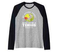 La mia Scopa Si è Rotta, Ora vado su Un Giocatore di Tennis con Racchetta da Tennis Maglia con Maniche Raglan