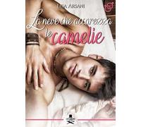 La neve che accarezza le camelie