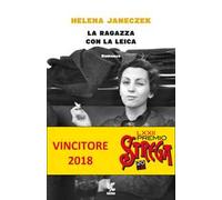 La ragazza con la Leica
