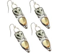 La saggezza risiede in ogni dettaglio: orecchini a forma di gufo fatti a mano, pendenti vintage a forma di barbagianni, accessori moda natalizi, dedicati alle donne amanti della natura.