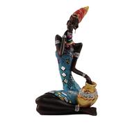 La statuetta tribale della signora realizza sculture di arte africana per