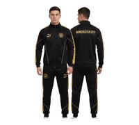 La Tuta Calcio Squadra Puma 2026/27 è la scelta ideale per squadre di calcio,...