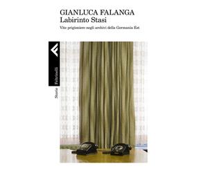 Labirinto Stasi [Paperback] Falanga, Gianluca