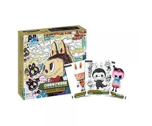 LABUBU How 2 Work Collectible Trading Card - The Monsters Series 3 Hobby Box Display (10 Booster con carte da collezione) sigillato e BB-Toy-Trades Toploader