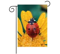 Ladybug Crawling On A Daisy Flowers Spring Scene Bandiere Robuste Bandiera Colore Vivido Bandiere Verticale Per Interno Portico Esterno 30X45Cm