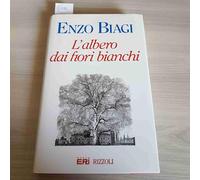 L'albero dai fiori bianchi