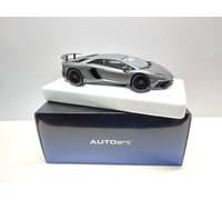Lamborghini Aventador SV LP750-4 Superveloce del 2015 - 1/18 Autoart 74554
