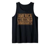 L'America è stata costruita dagli immigrati per protestare contro il Migra Pride Chicano Canotta