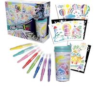 Lansay - Blopens X-tra Crea'Mug - Kit per Personalizzare Tazze - da 6 Anni | Attività Creativa - 8 Pennarelli a Soffio, 9 Mascherine, 11 Fogli e 1 Tazza - Motivi a Scelta - Effetto Aerografo Facile