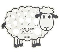 Lantern Moon Calibro per ferri da maglia, reversibile USA e metrico, con pecore placcate in argento, per perni da 2 a 9 mm
