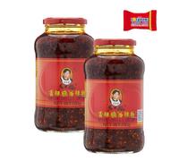 Lao Gan Ma - Pasta di peperoncino arrostita, 2 x 700 g, crispy peperoncino, peperoncino croccante in olio, fiocchi di peperoncino arrostito con pepe Zsechuan, con barretta di cioccolato Tony's