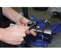 Laser Tools Universale Chaser Filettatura Esterna 7798