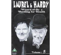 Laurel et hardy, vol. 5 : the wizard of oz ; hustling for health [Edizione: Regno Unito]