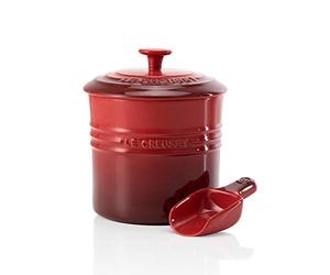 Le Creuset Contenitore per crocchette in gres vetrificato con dosatore, Lavabile in lavastoviglie, 12,6 x 19 cm, 1,9 L, Ciliegia, 61402170600099