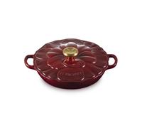 Le Creuset Tegame basso con coperchio a fiore in ghisa vetrificata 26 cm - Garnet Tegame basso con coperchio a fiore in ghisa vetrificata 26 cm - Garnet