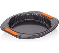 Le Creuset Tortiera Resistente alle Sostanze Acide, Diameter 26 cm, Finitura in Acciaio al Carbonio, Antracite,Arancio, 94100732000000