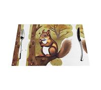 Le tovagliette in PVC con scoiattolo mangia-noci sono stampate e possono aggiungere decorazione al tuo tavolo da pranzo.