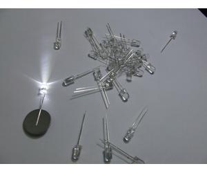 LED ALTA LUMINOSITA' 5 mm 6000-6500 KELVIN 100 pezzi