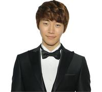 Lee Junho (Bow Tie) Ritaglio di buddy a metà corpo