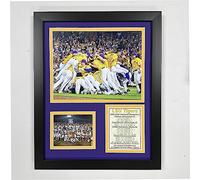 Legends Never Die, Inc. LSU Tigers Baseball | Campioni nazionali MCWS 2023 | Collage fotografico incorniciato | 2 dimensioni e stili | (30,5 x 38,1 cm)