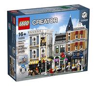LEGO 10255 Creator Piazza dell’Assemblea, Modellino da Costruire di Edificio Modulare a 3 Piani, Set da Collezione per Adulti con 8 Minifigure