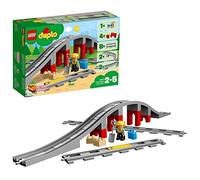 LEGO DUPLO Ponte e Binari Ferroviari, Giochi per Bambini e Bambine in Età Prescolare di 2-5 Anni, Set con Mattoncino Sonoro, Operaio e Accessori, Giocattoli Educativi e Creativi 10872