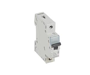 Legrand 403575, Interruttore automatico magnetico termico, 1P, 10A, Curva C, 6 kA, 1 modulo, TX3