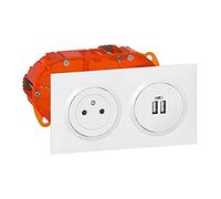 LEGRAND | Kit Presa Di Corrente 2P+T Con Caricatore USB, Gamma Dooxie, Design Incasso Bianco, Ricarica Rapida Per Due Dispositivi, Fornito Completo Con Piastra E Scatola Di Incasso