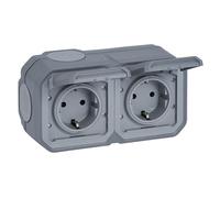 LEGRAND, Plexo New 069742L - Presa per ambienti umidi, standard Schuko, con coperchio ribaltabile, protezione da contatto, pre-cablato, morsetti orizzontali, IP44 - IK07, colore: Grigio