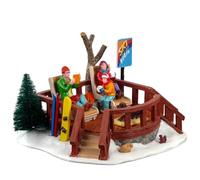 FAMIGLIA SCIATORI IN PAUSA PER VILLAGGIO NATALIZIO N:15