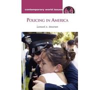 Leonard A. Steverson Policing in America (Copertina rigida)
