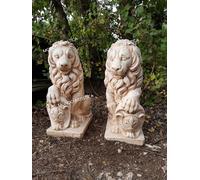 LEONE STATUA COPPIA DI LEONI CON STEMMA ARALDICO PER ESTERNO GIARDINO IN CEMENTO