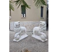 LEONE STATUA COPPIA DI LEONI IN PIEDI CON SFERA PALLA ZAMPA IN CEMENTO ALT.75 CM